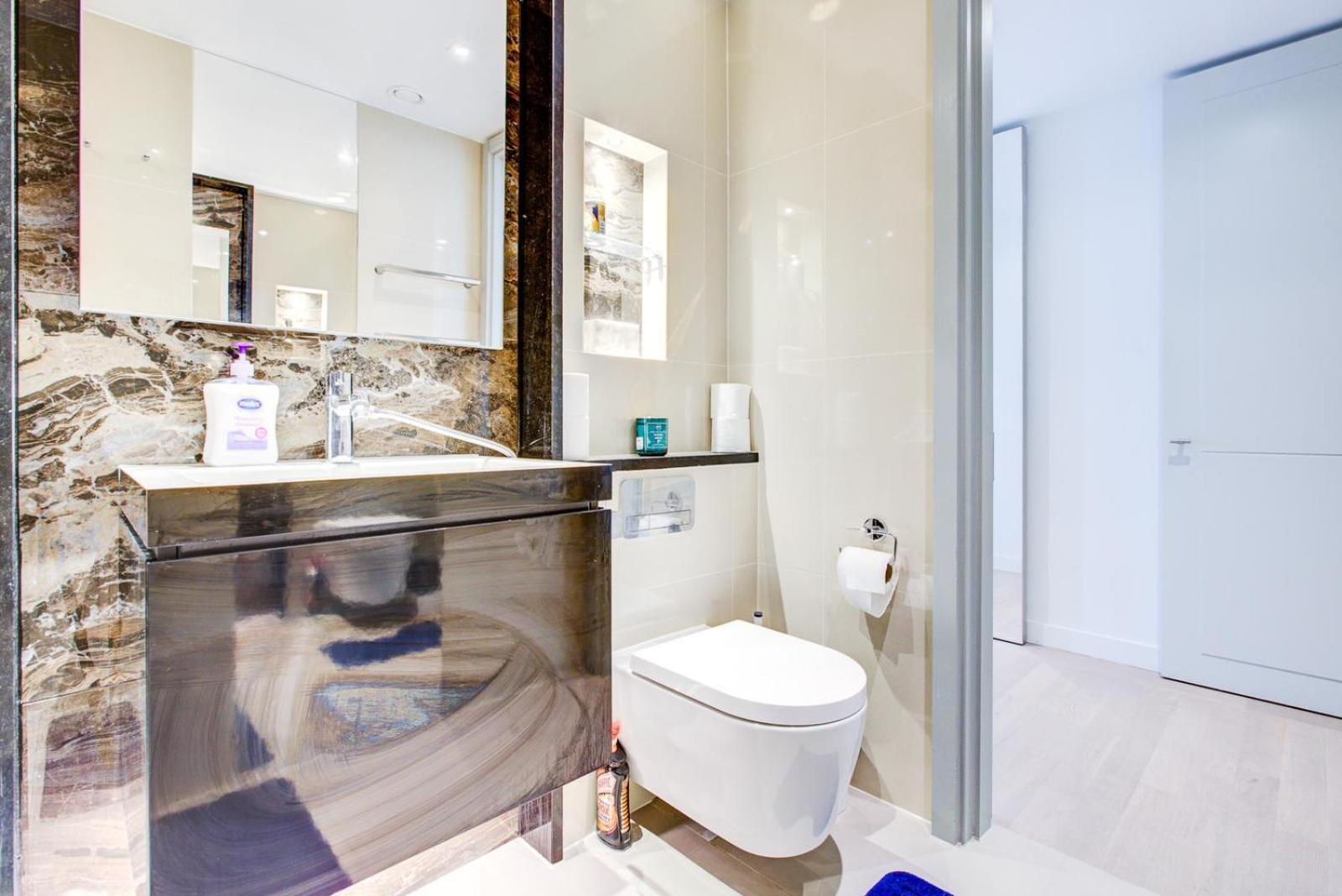 Mayfair Residence With Skyline View Apartment London