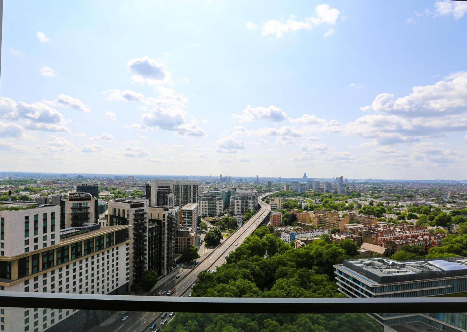 Mayfair Residence With Skyline View Apartment London