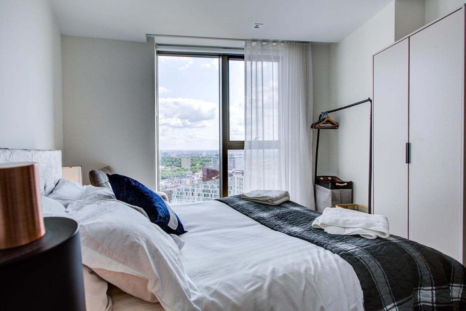 Mayfair Residence With Skyline View Apartment *