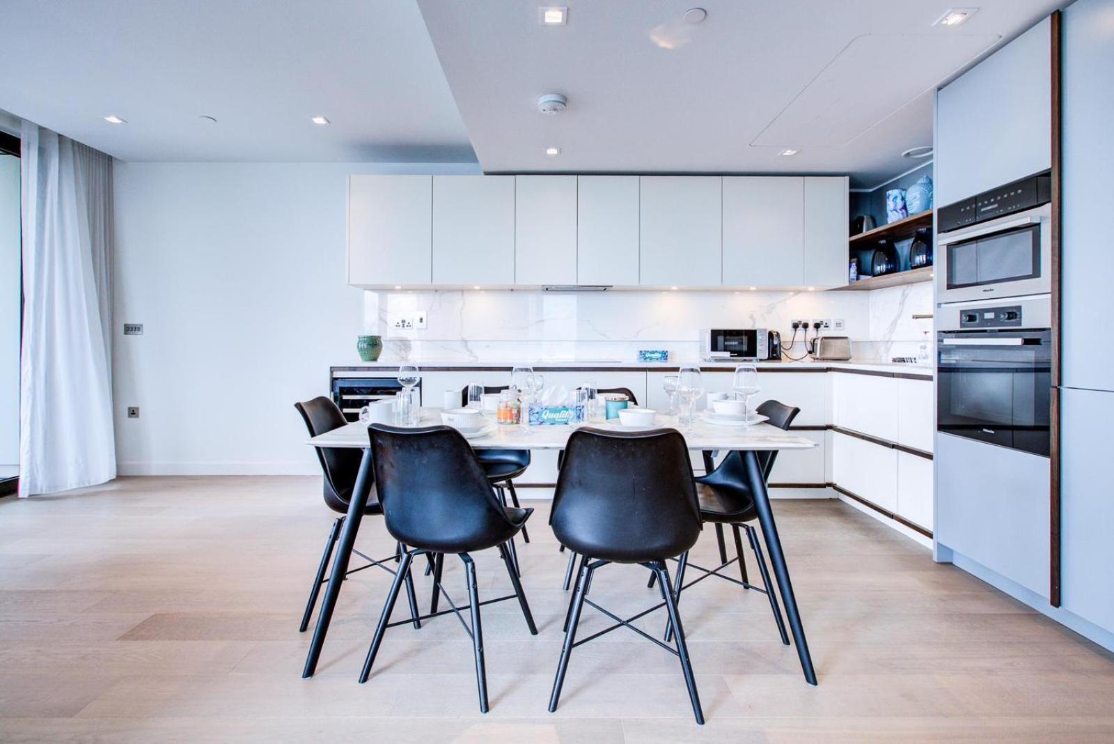 Apartment Mayfair Residence With Skyline View London