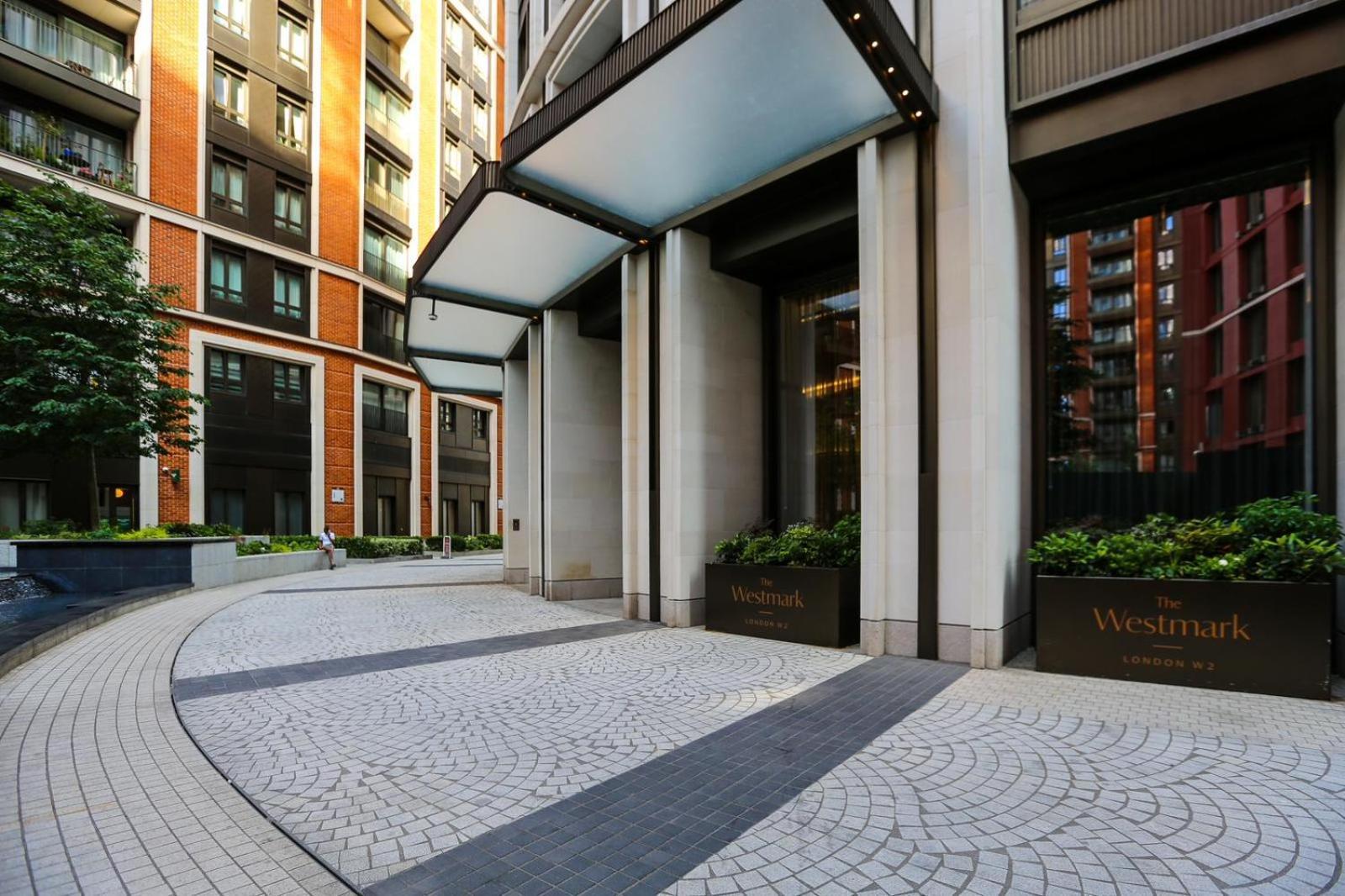 Mayfair Residence With Skyline View Apartment *