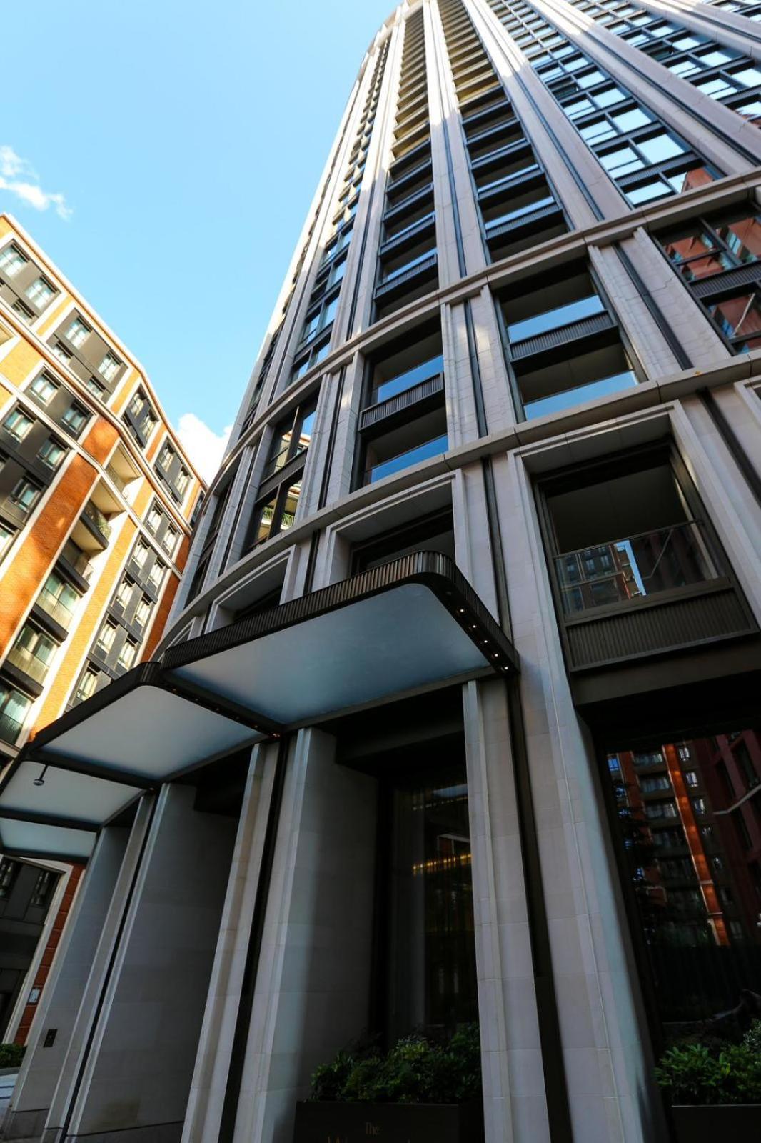 Apartment Mayfair Residence With Skyline View London